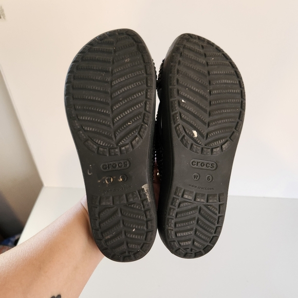 Crocs Sloane Embellished Slide Sandals Shoes Black Womens Size 6 Slides - Picture 5 of 7